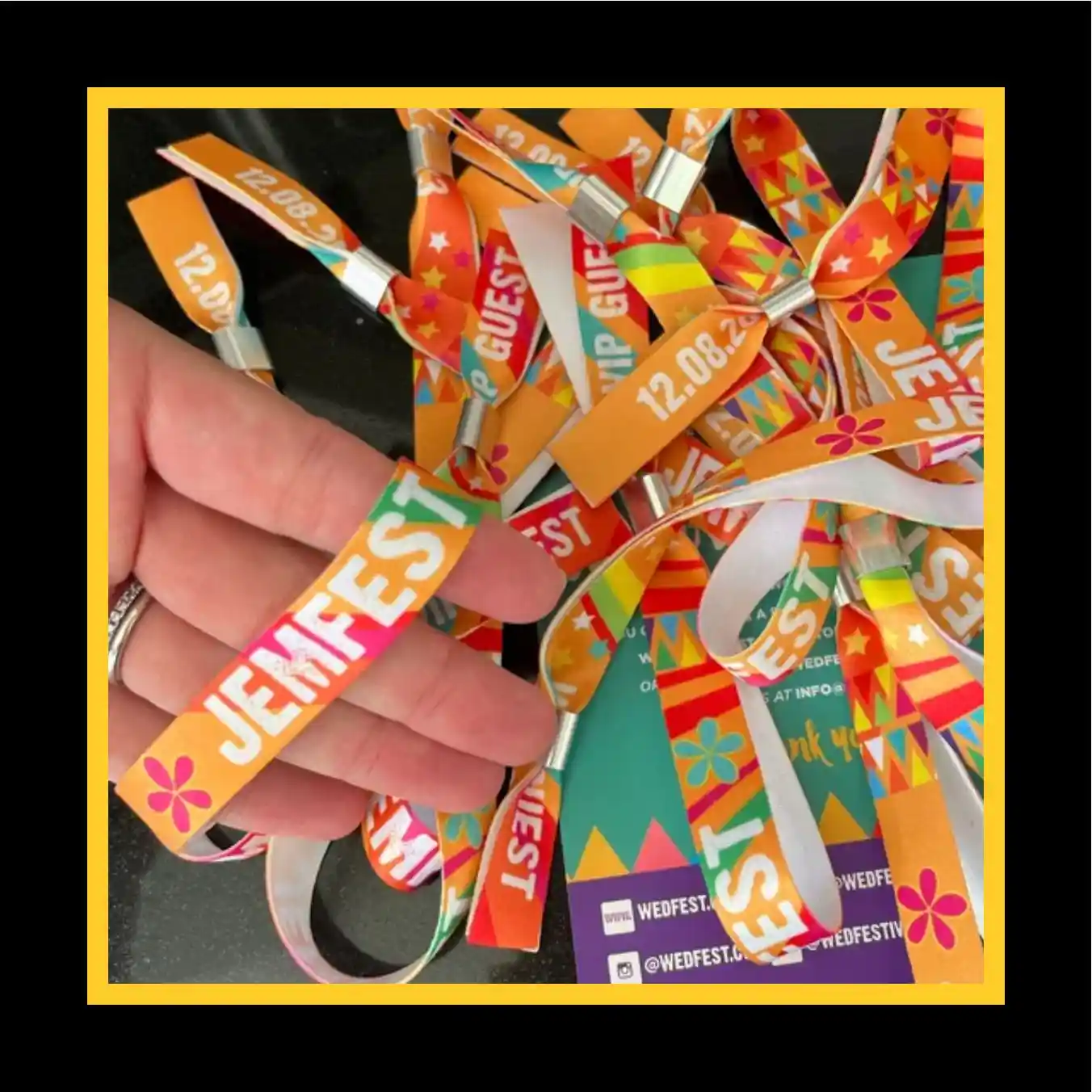 custom_printed_promotional_cloth_wristbands_in_islamabad Custom Wristbands - Image 1